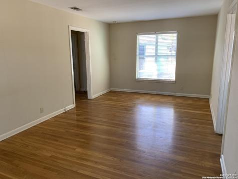 111 Laddie Place San Antonio TX 78201
