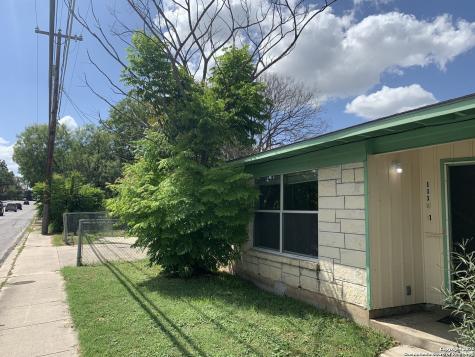 111 Laddie Place San Antonio TX 78201