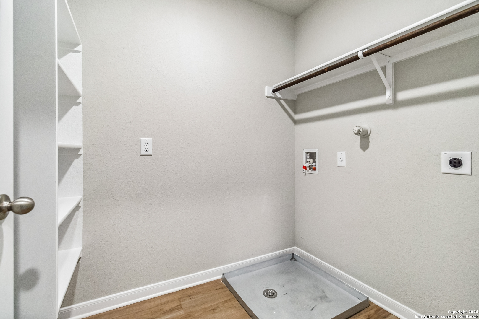 3949 Abbott Pass St Hedwig TX 78152