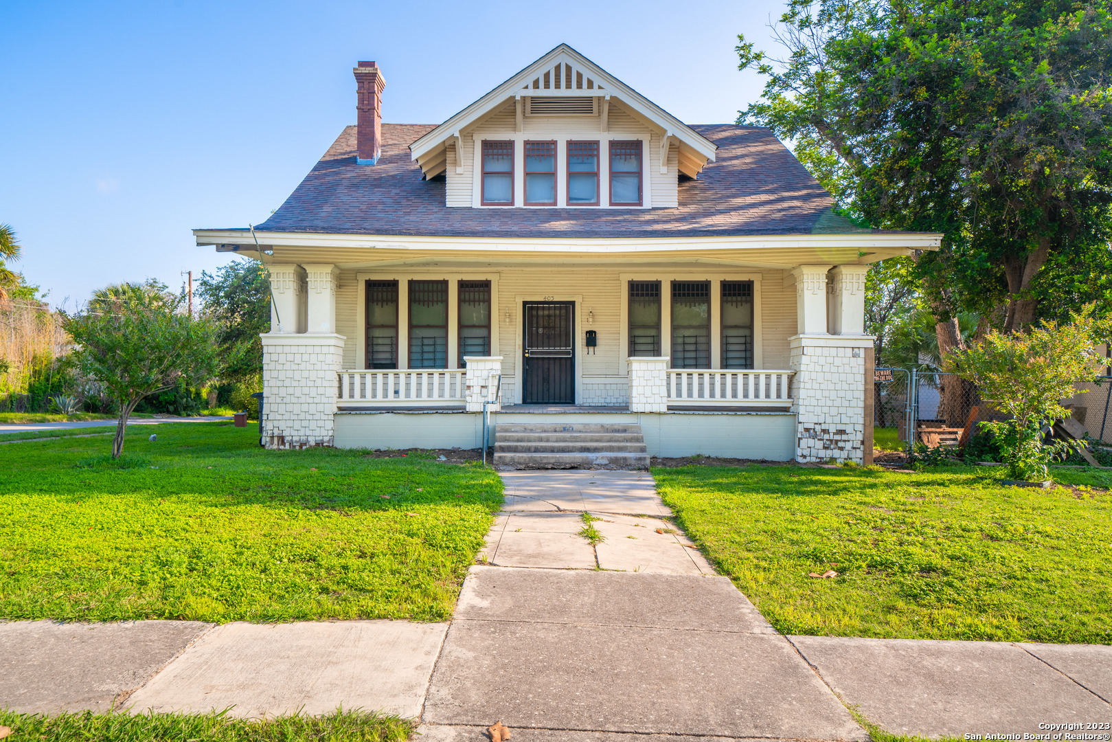 403 E Courtland Place San Antonio TX 78212