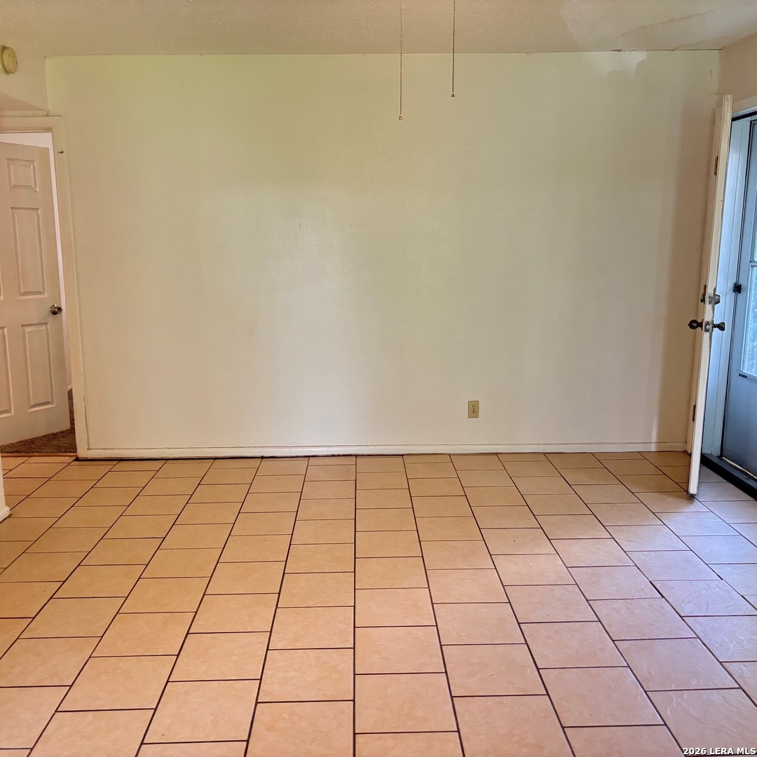 1369 Oblate San Antonio TX 78216