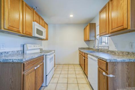1114 S San Marcos San Antonio TX 78207