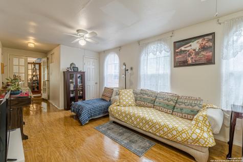 416 Alexander Hamilton Drive San Antonio TX 78228