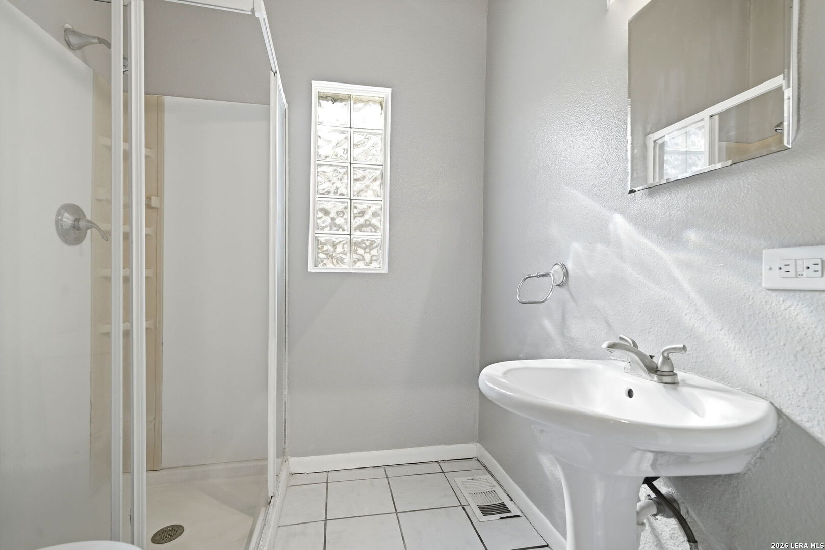 419 W Mistletoe San Antonio TX 78212