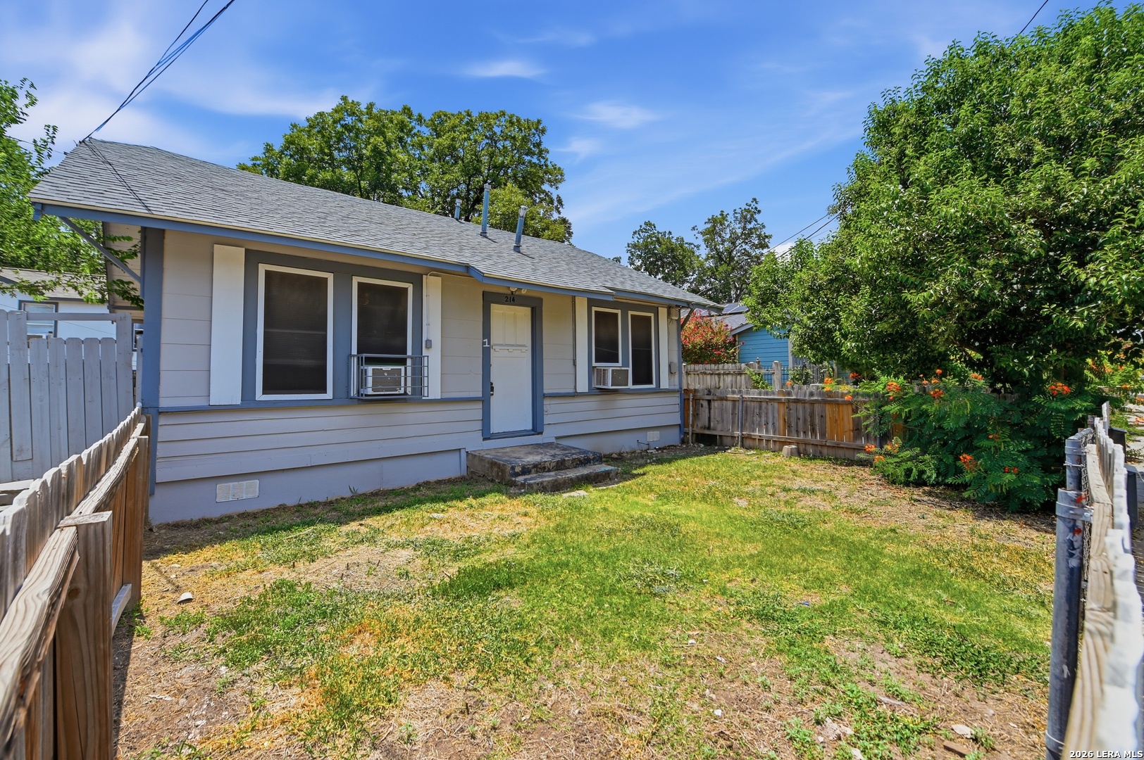 214 E Huff Avenue San Antonio TX 78214