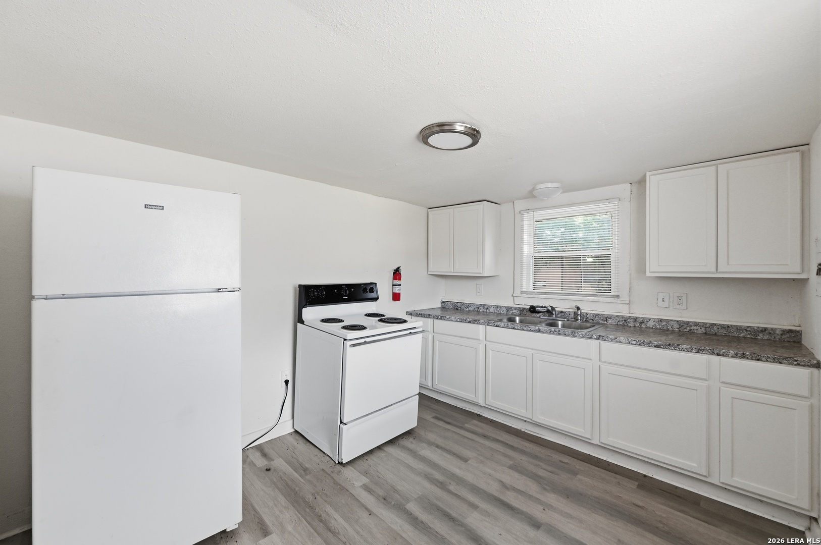 214 E Huff Avenue San Antonio TX 78214