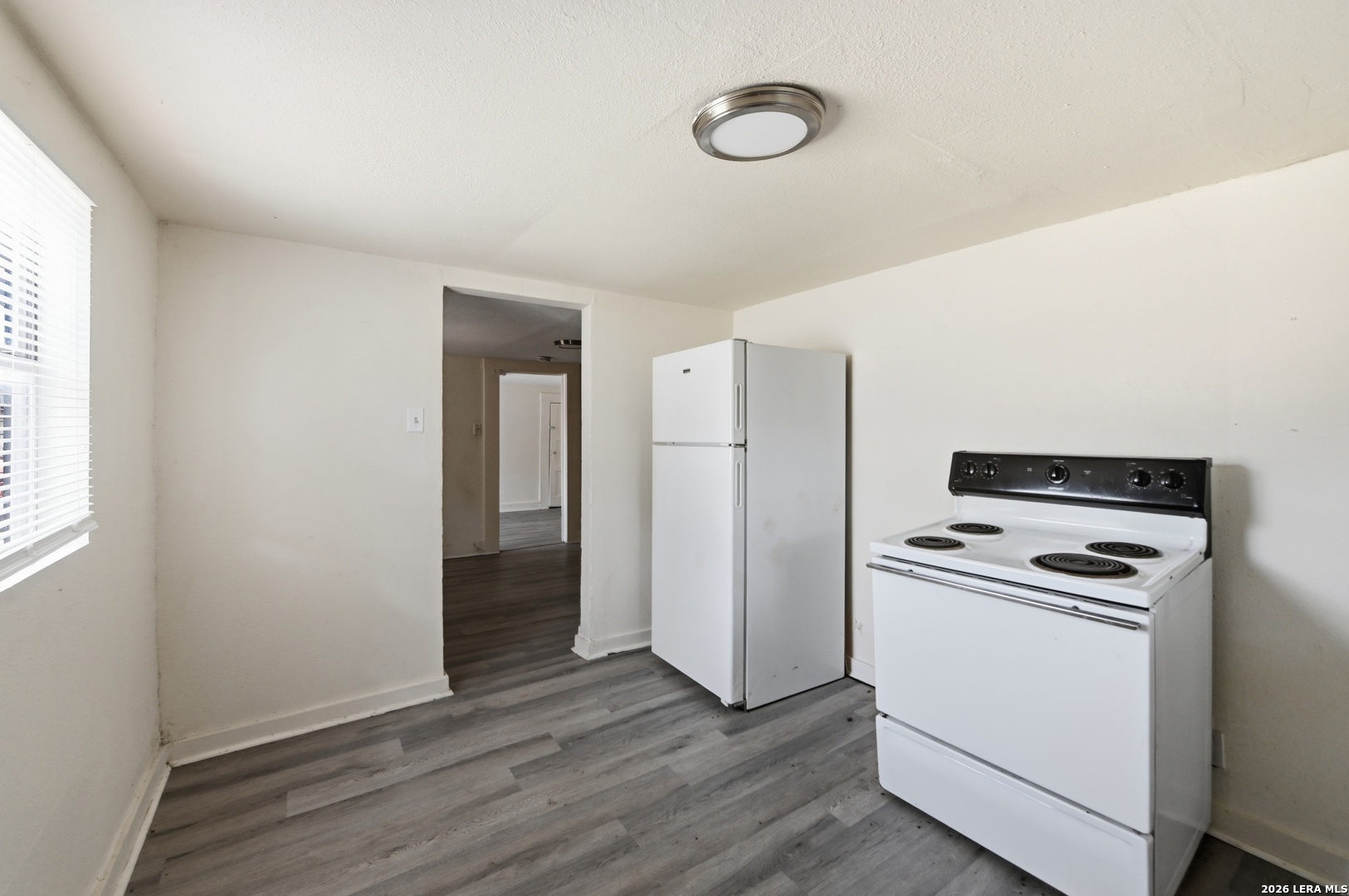 214 E Huff Avenue San Antonio TX 78214