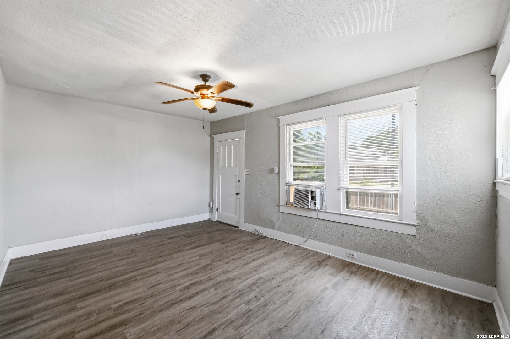 214 E Huff Avenue San Antonio TX 78214