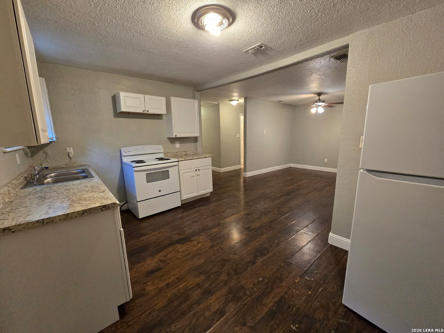 1718 Commercial San Antonio TX 78221
