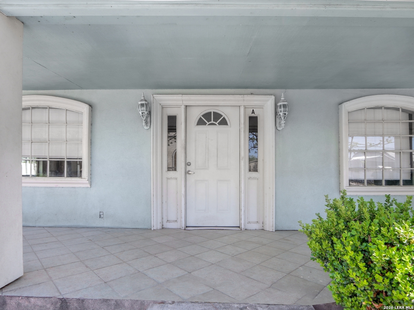 1718 Commercial San Antonio TX 78221
