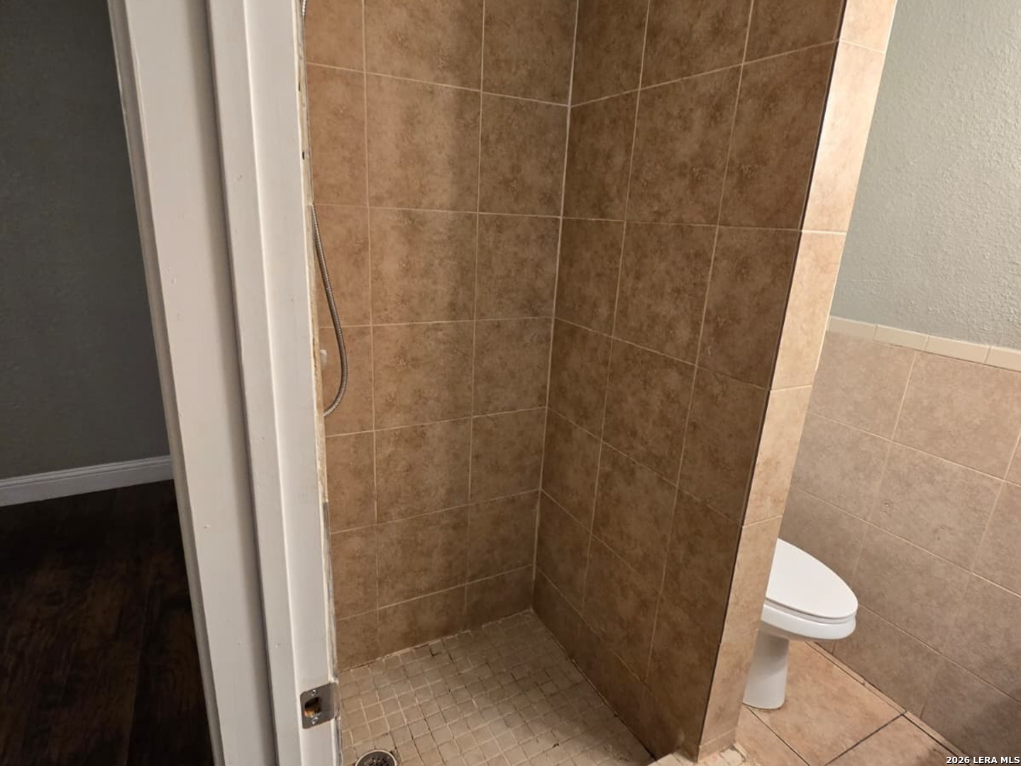 1718 Commercial San Antonio TX 78221
