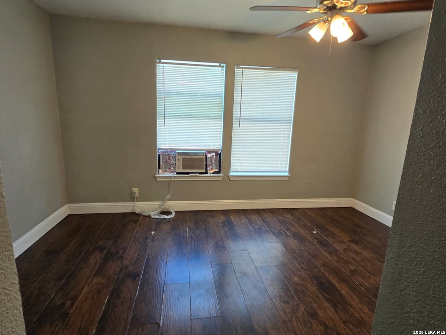1718 Commercial San Antonio TX 78221