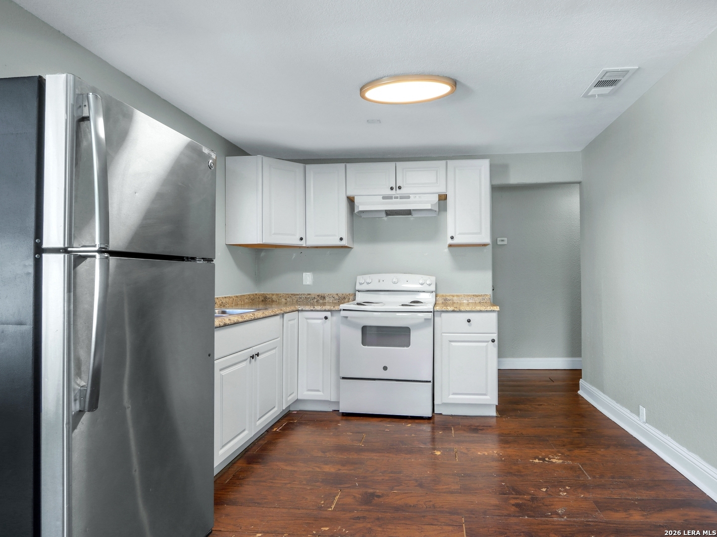 1718 Commercial San Antonio TX 78221