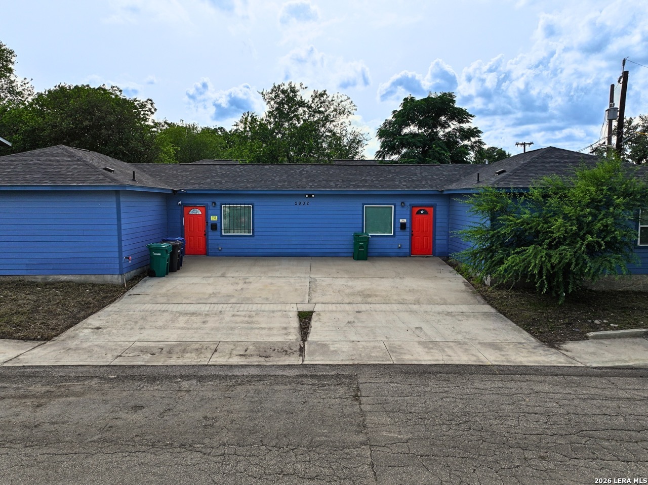 2902 S Laredo Street San Antonio TX 78207