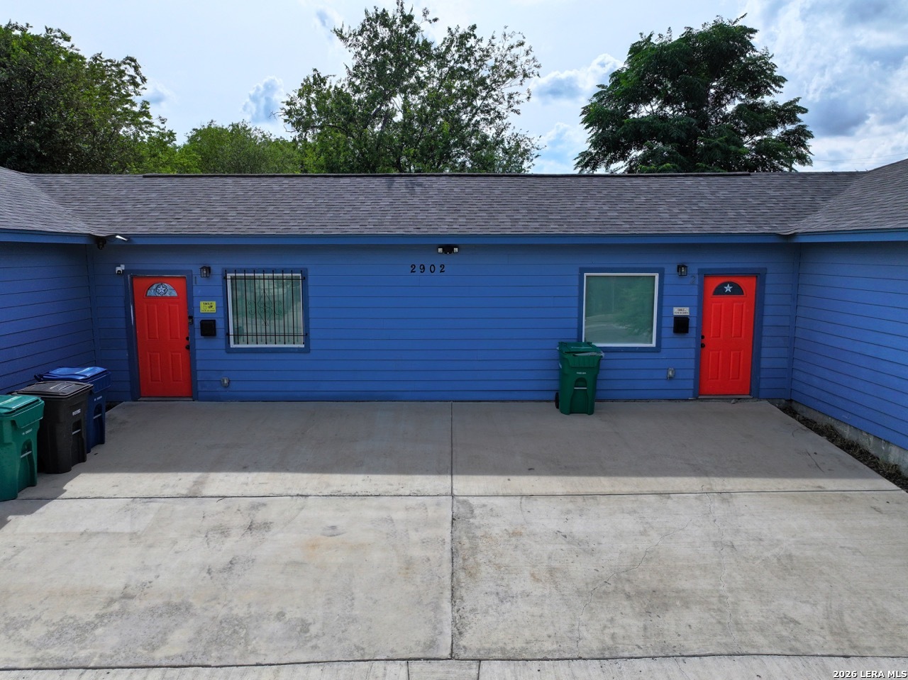 2902 S Laredo Street San Antonio TX 78207