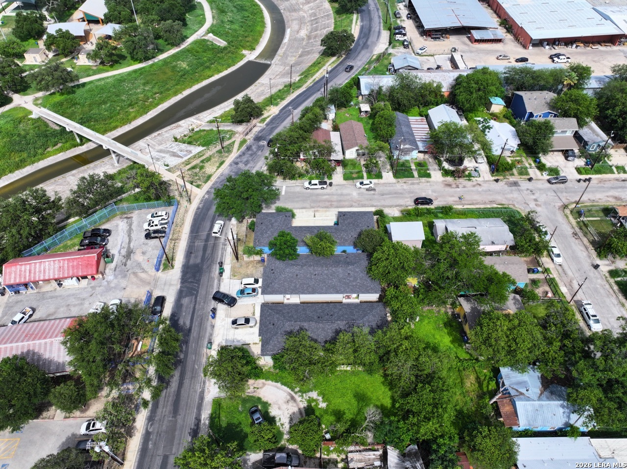 2902 S Laredo Street San Antonio TX 78207