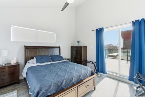 911 Iowa San Antonio TX 78203