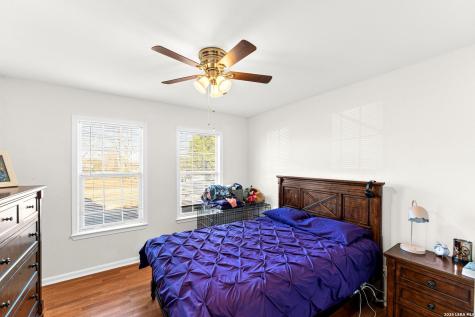 289 Chaparral Drive Bandera TX 78003
