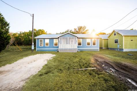 289 Chaparral Drive Bandera TX 78003