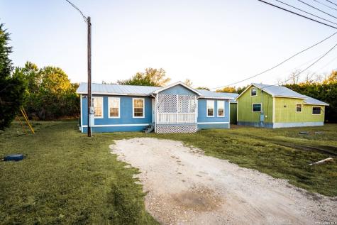 289 Chaparral Drive Bandera TX 78003