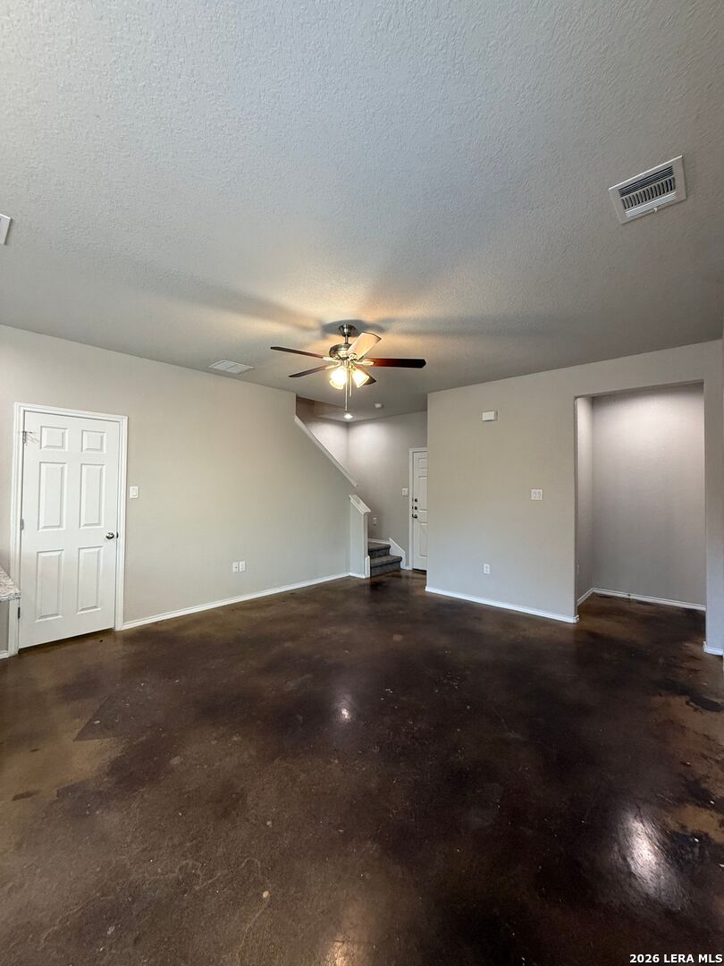 1133/1135 Renee Seguin TX 78155