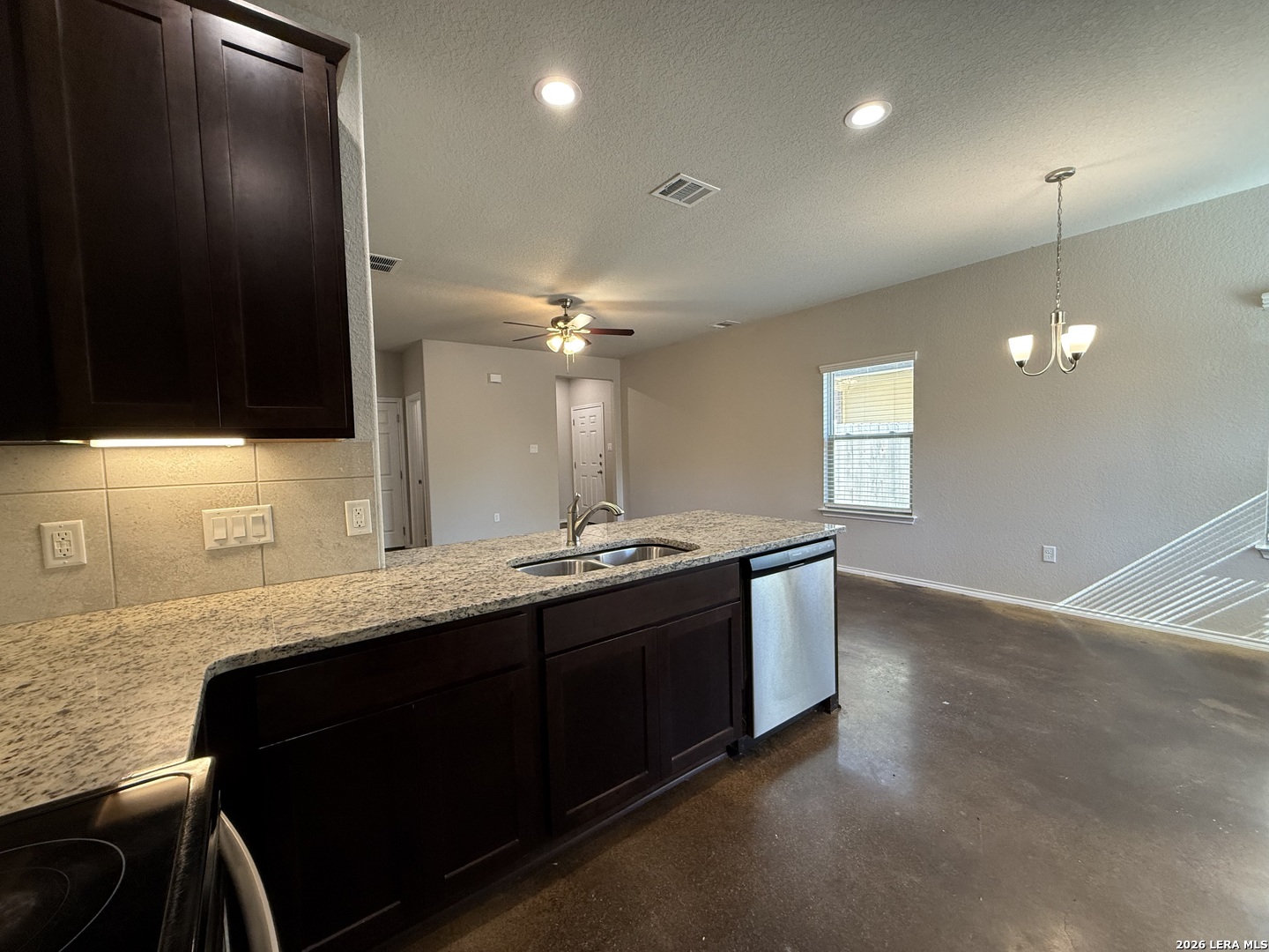 1133/1135 Renee Seguin TX 78155