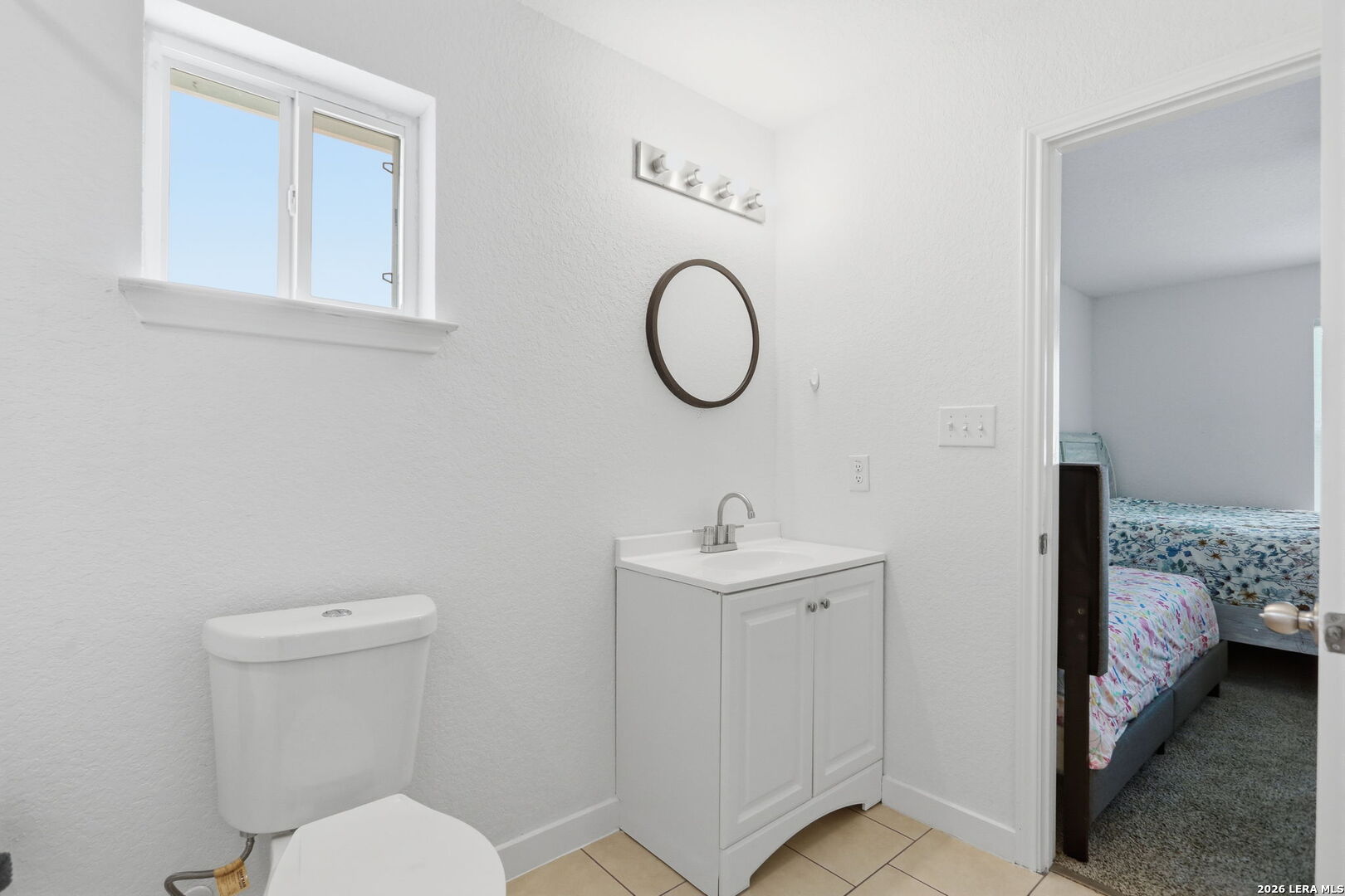 1522 S Elmendorf San Antonio TX 78207