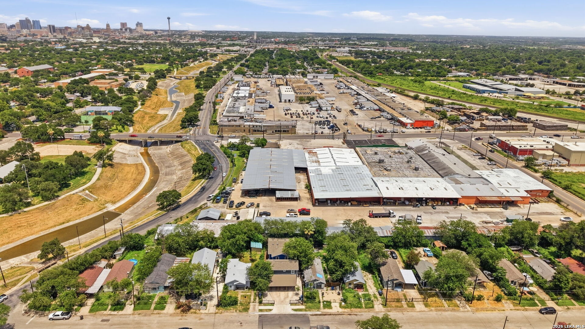 1522 S Elmendorf San Antonio TX 78207