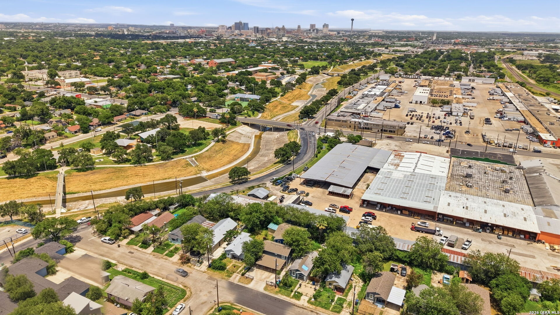 1522 S Elmendorf San Antonio TX 78207
