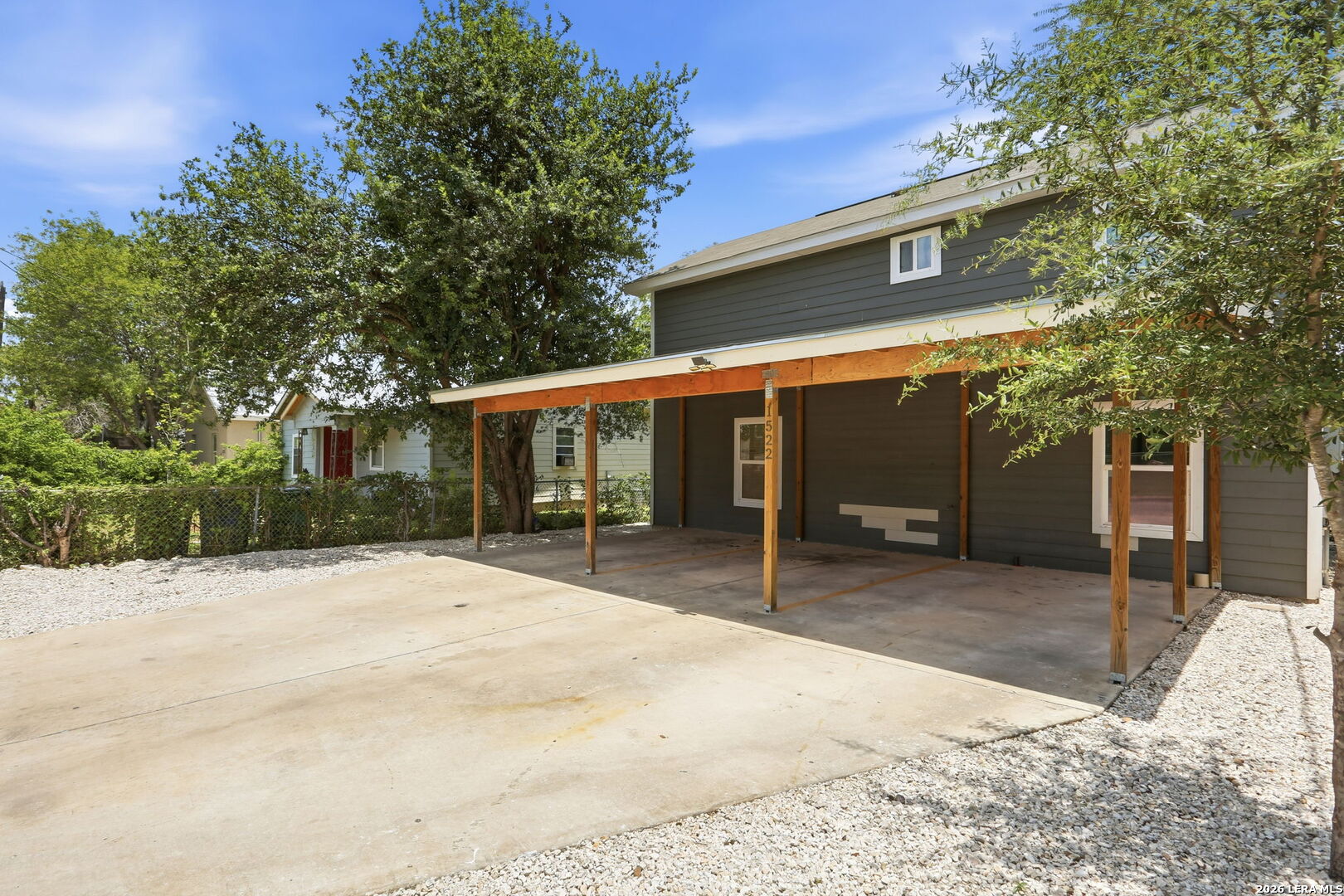1522 S Elmendorf San Antonio TX 78207