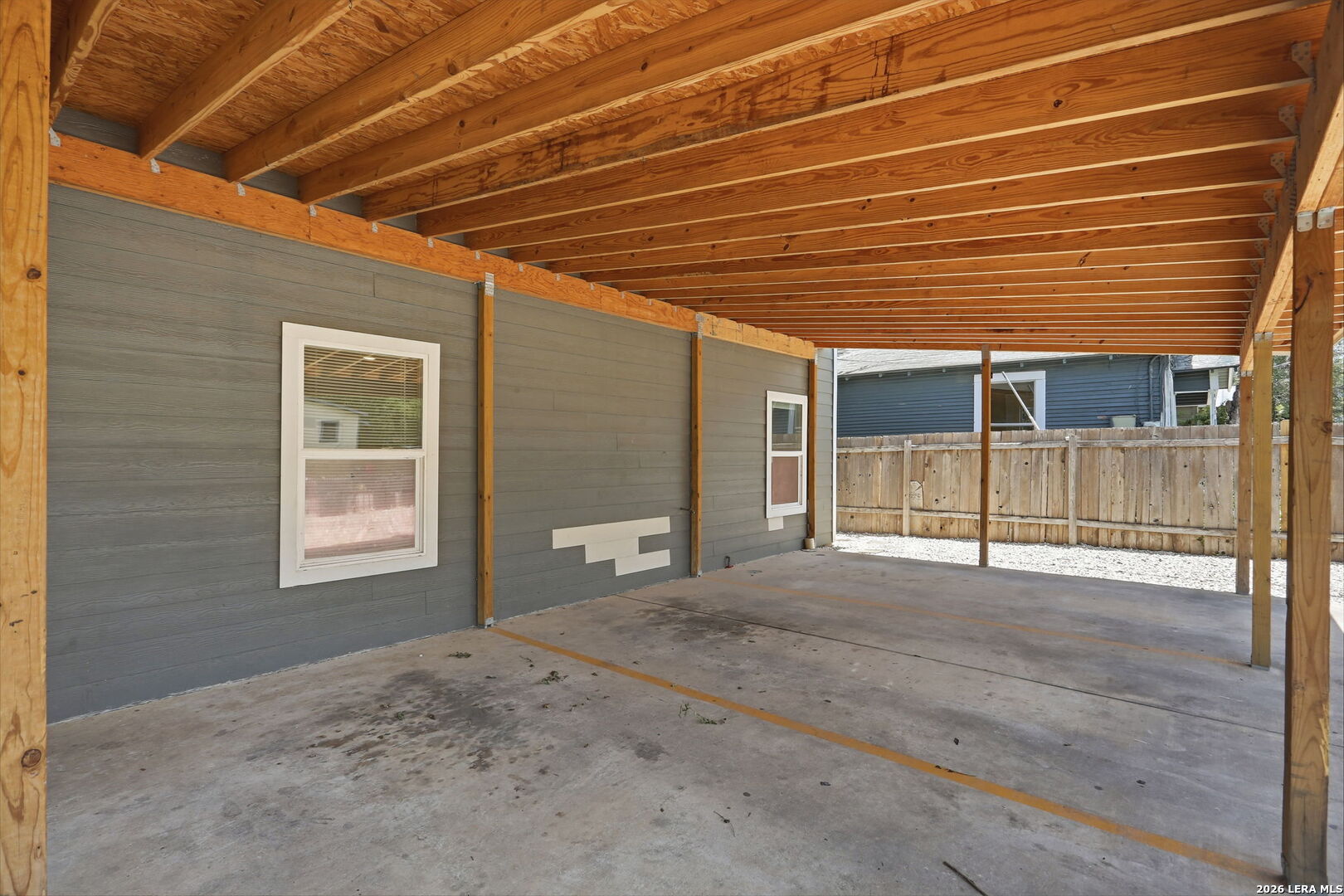 1522 S Elmendorf San Antonio TX 78207