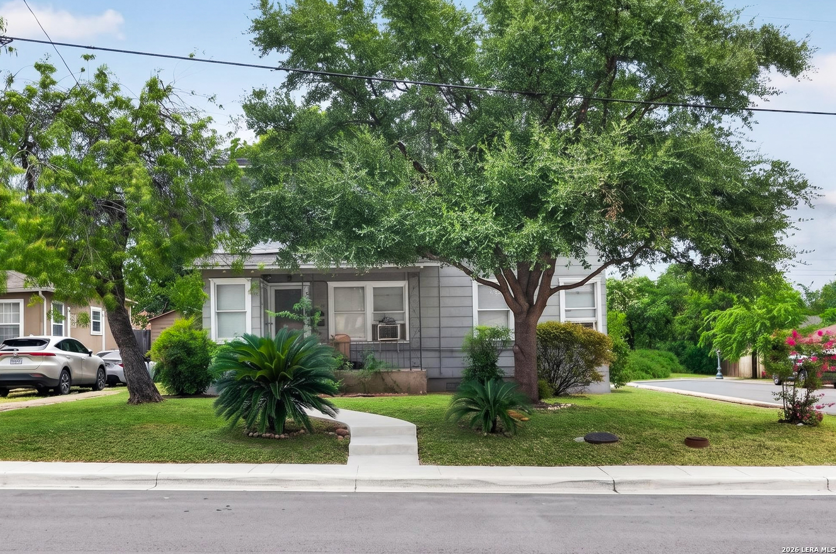2001 Fresno San Antonio TX 78201