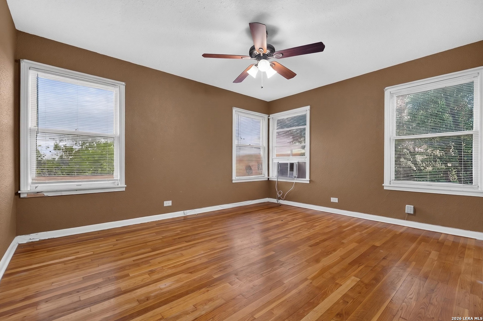 2001 Fresno San Antonio TX 78201