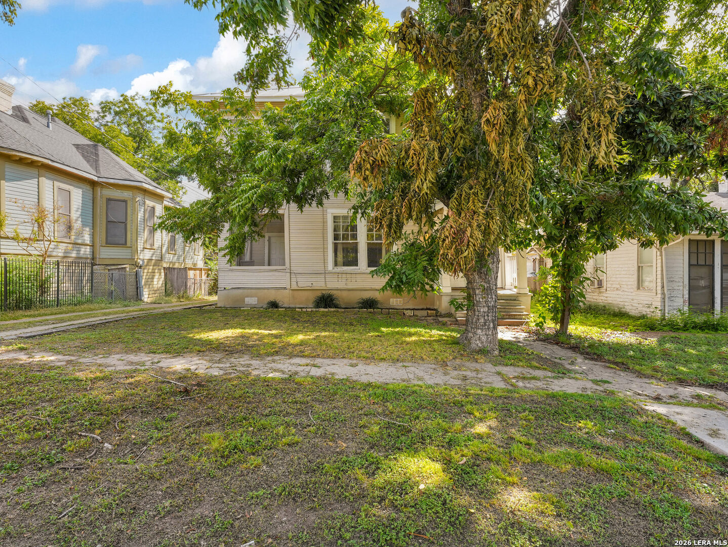 422 W Mistletoe San Antonio TX 78212