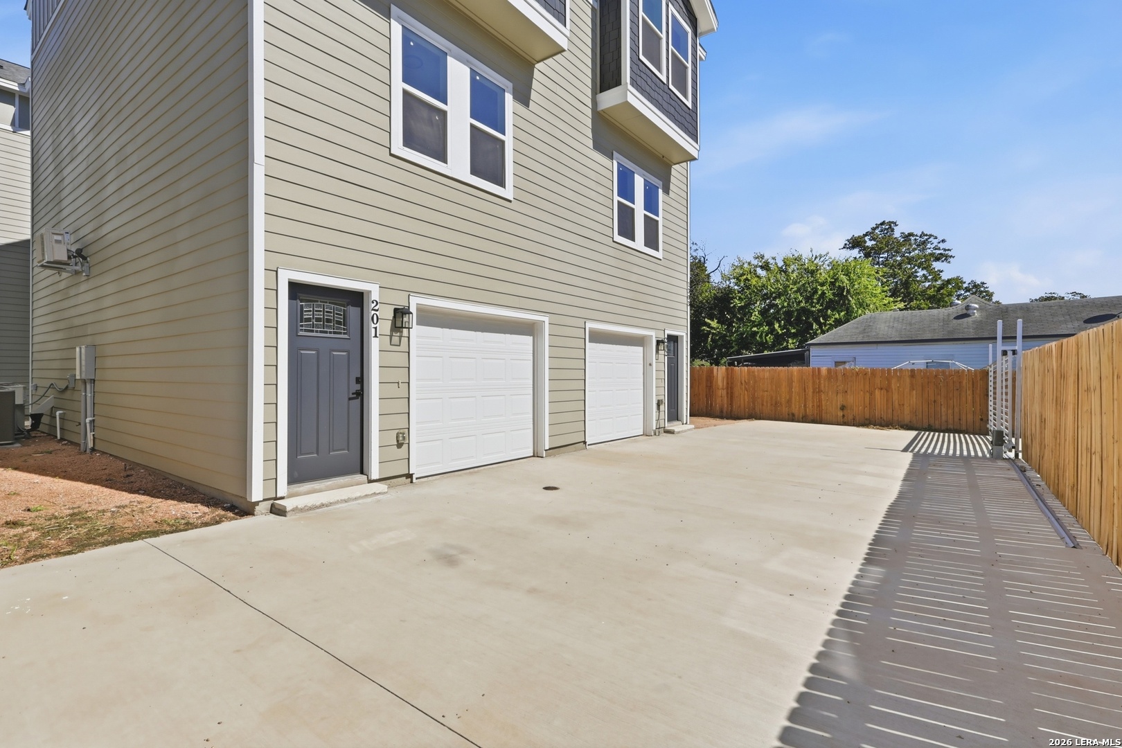1502 S Walters San Antonio TX 78210