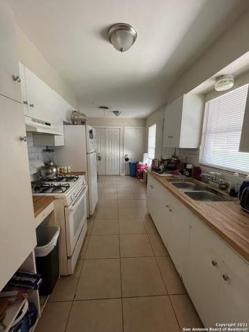 119 Brettonwood Drive San Antonio TX 78218