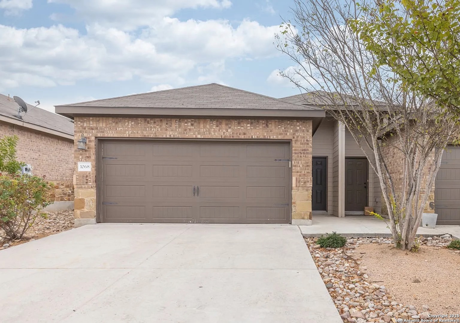 1042 Carolyn New Braunfels TX 78130