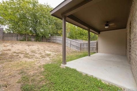 1042 Carolyn New Braunfels TX 78130