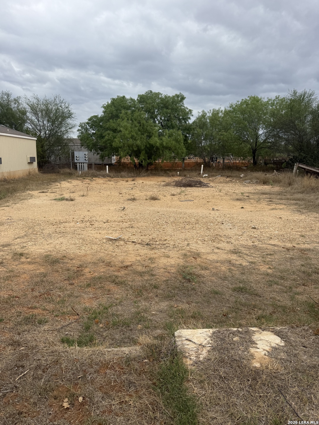 1100 County Road 4600 Dilley TX 78017