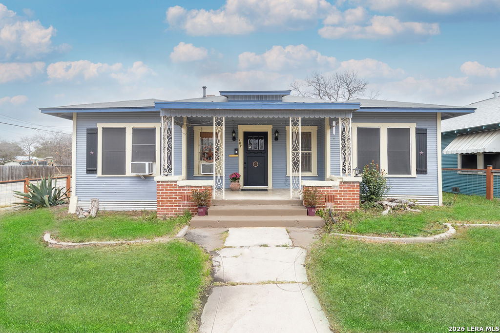 703 E Highland San Antonio TX 78210