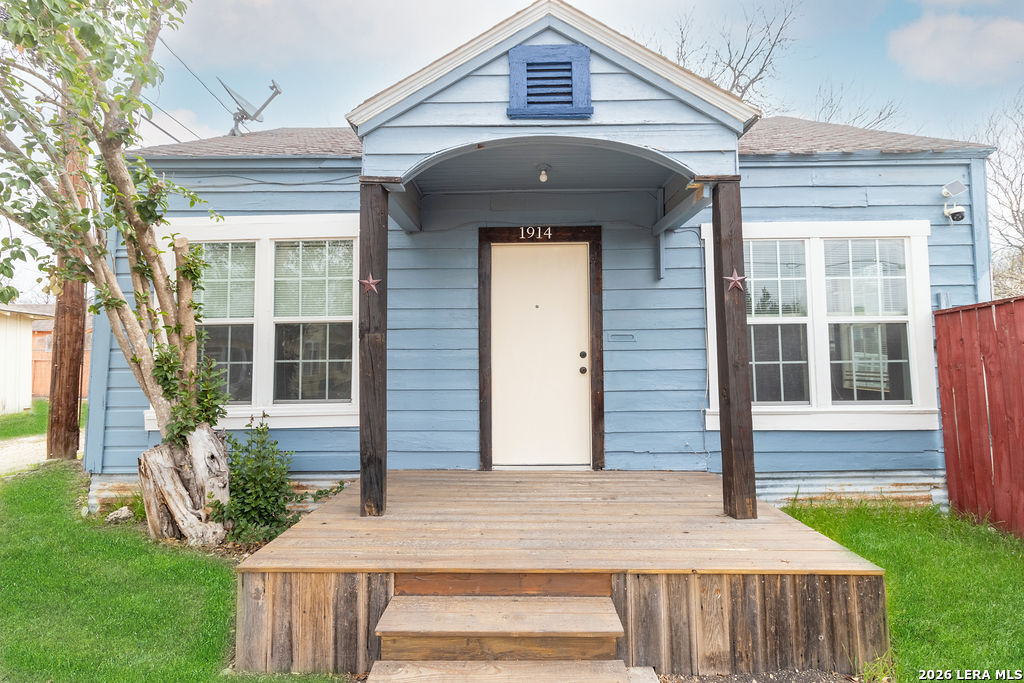 703 E Highland San Antonio TX 78210