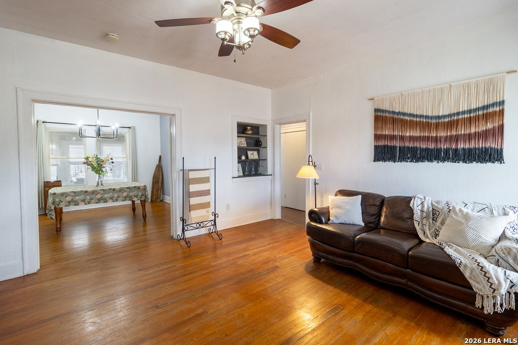 703 E Highland San Antonio TX 78210