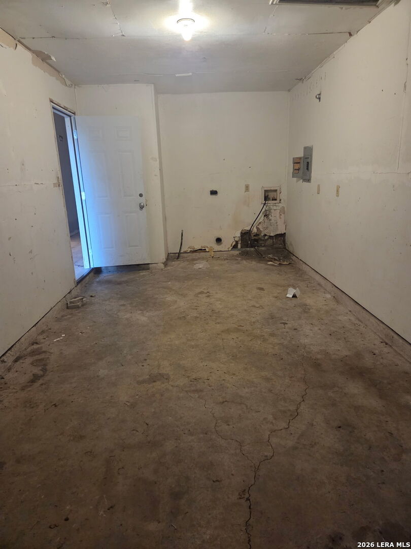 5711 Lochmoor San Antonio TX 78244