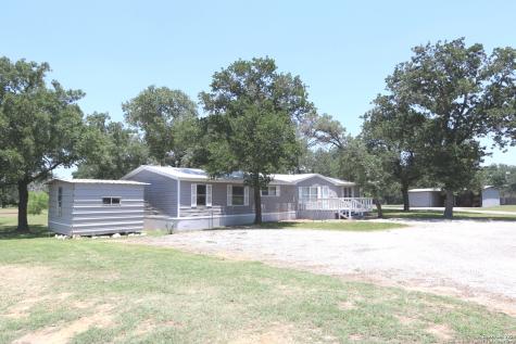 108/110 Big Oak Lane La Vernia TX 78121