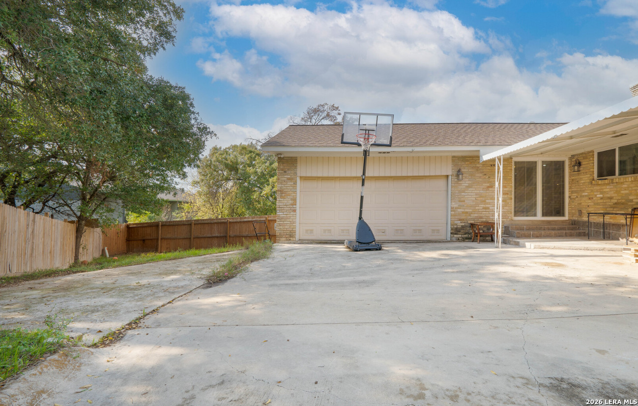 6600 & 6602 Southpoint Street San Antonio TX 78229