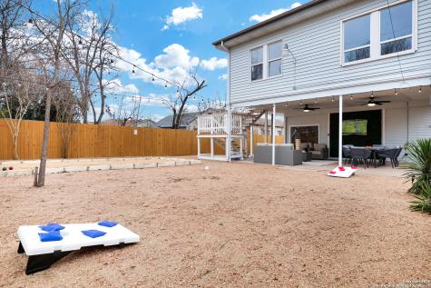 1917 W Huisache San Antonio TX 78201