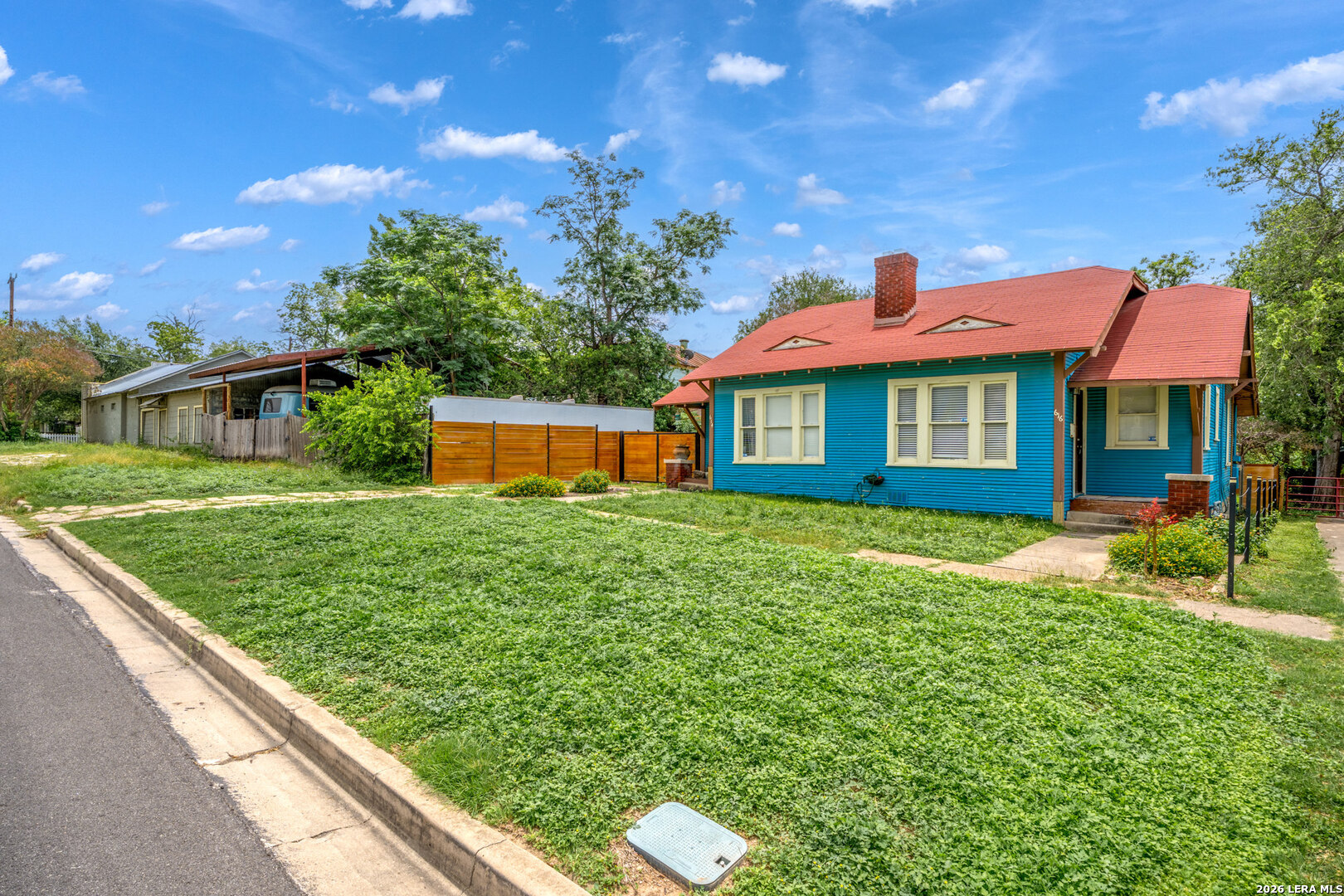 616 W Agarita San Antonio TX 78212