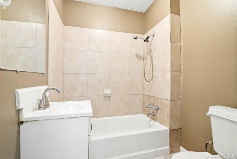 1827 Highland San Antonio TX 78210