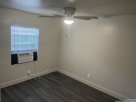 148 Gifford Street San Antonio TX 78211