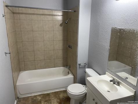 148 Gifford Street San Antonio TX 78211
